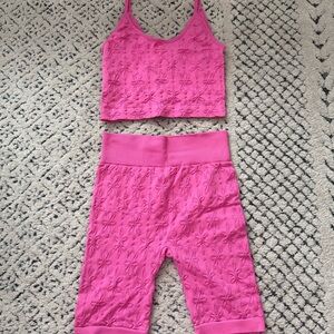 Two piece set size small